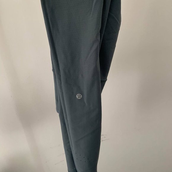 Lululemon Zone In Leggings - Picture 3 of 7